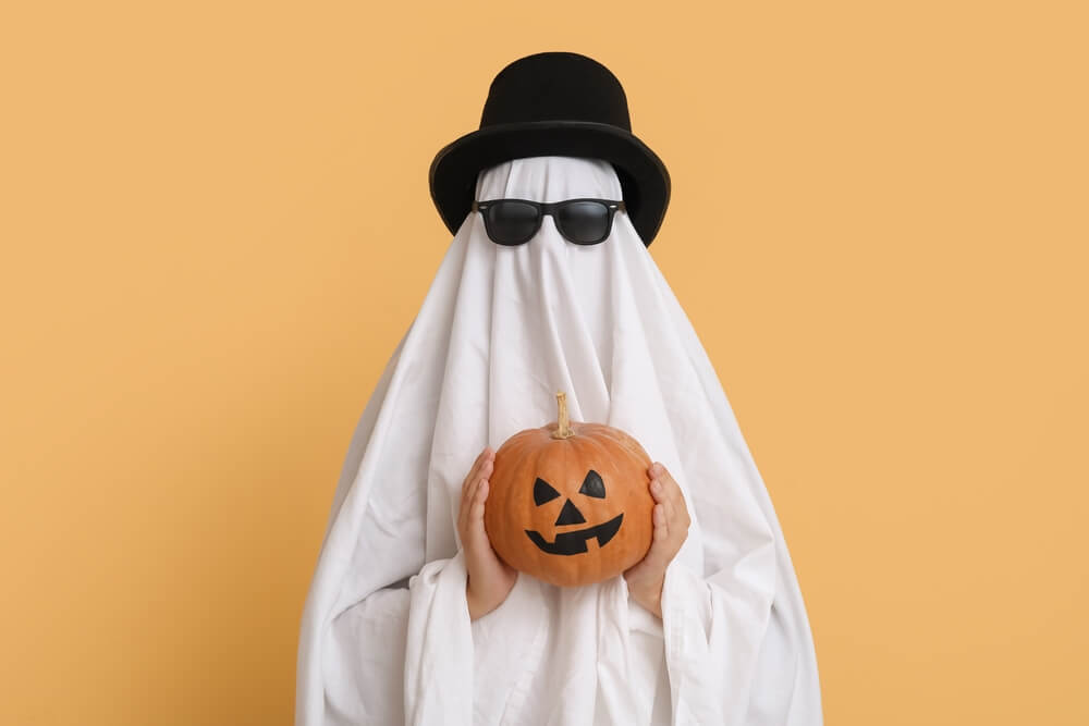 Creative Ways to Feature Alumni Stories During Halloween